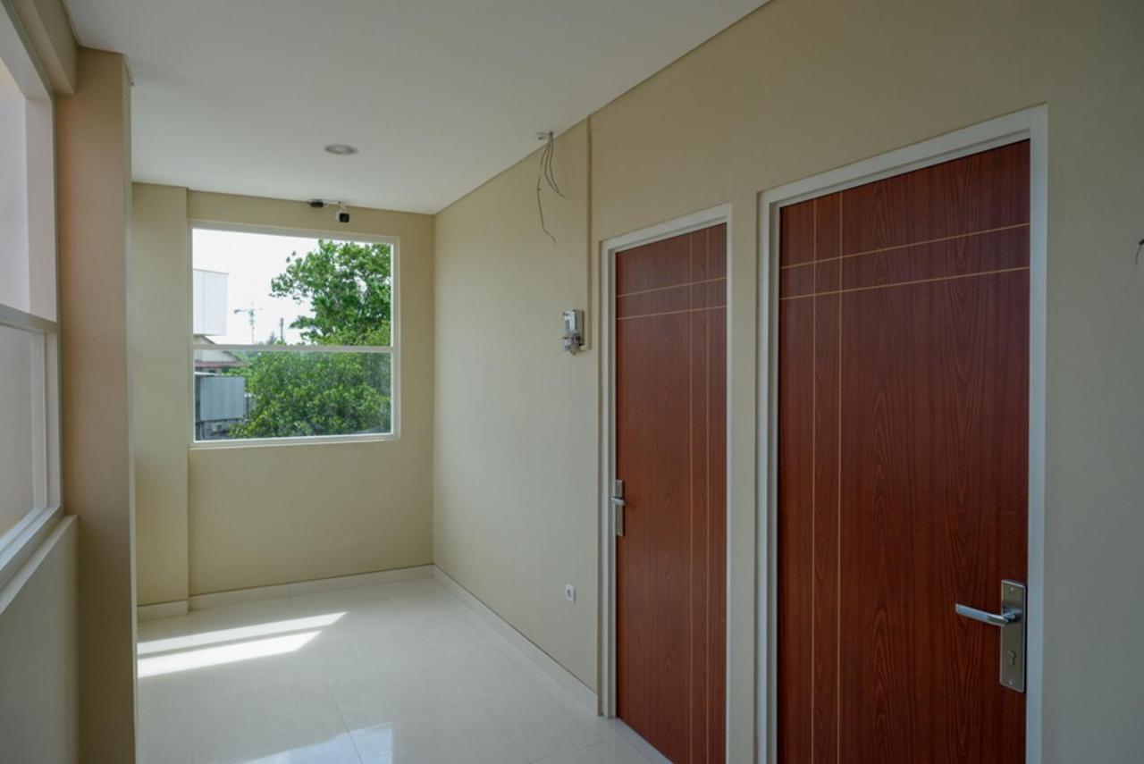 Hotel Reddoorz Syariah Near Prpp Semarang Exterior foto